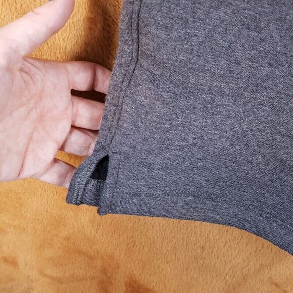 LUNYA Womens Shorts Medium Gray Pull On Sweat Bermuda Pockets DOUBLE FACED $148 - Picture 5 of 11